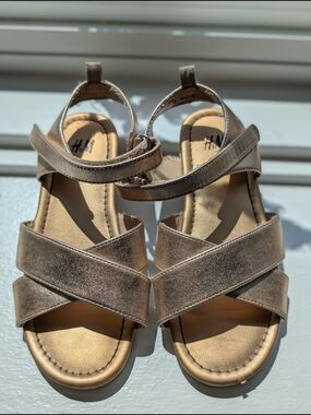 H&M Toddler Metallic Bronze Strappy Sandals Size 11.5